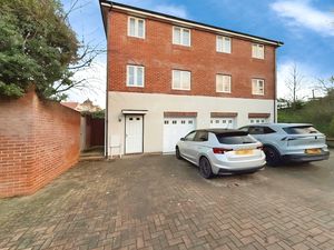 Photo 19- click for photo gallery